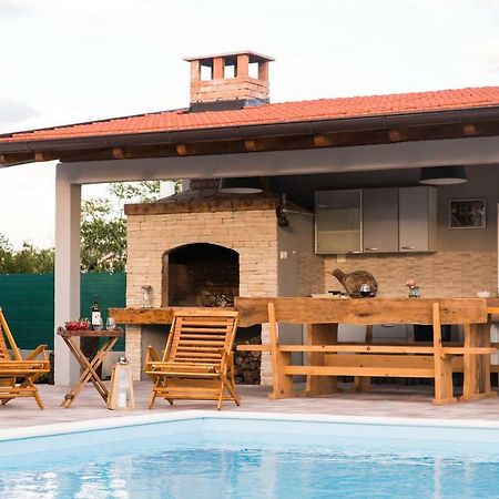 Villa Nava Benkovac Exteriör bild