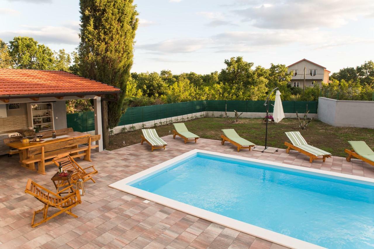 Villa Nava Benkovac Exteriör bild