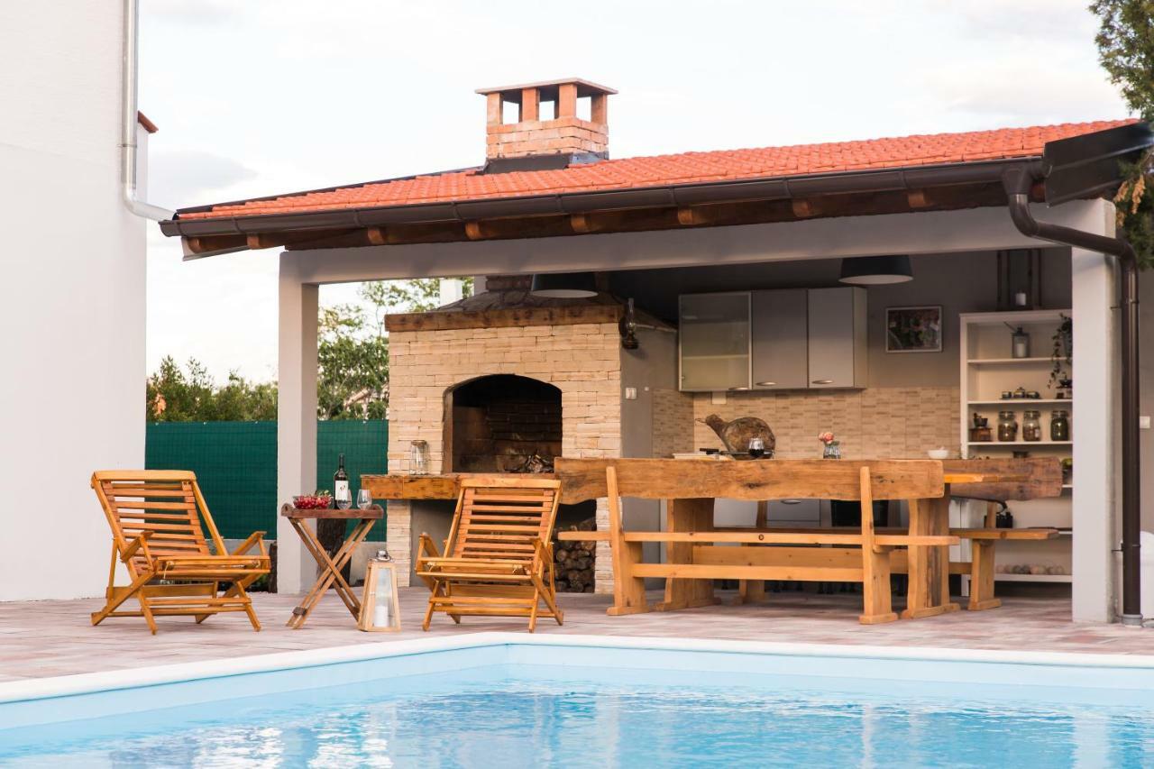 Villa Nava Benkovac Exteriör bild